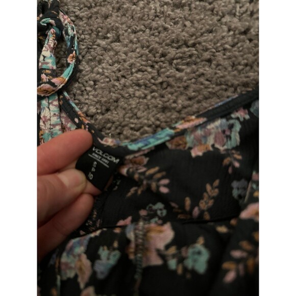 Volcom grey floral dress - Picture 3 of 6